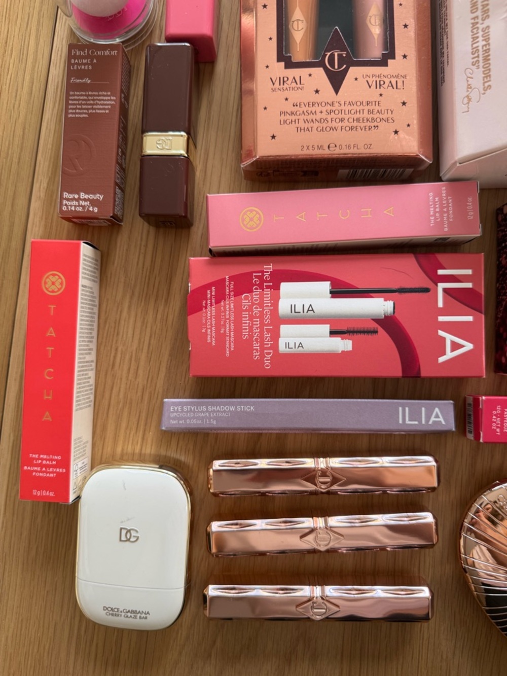 Brand NEW, Never Used Glam Makeup Set - Picture 2 of 7